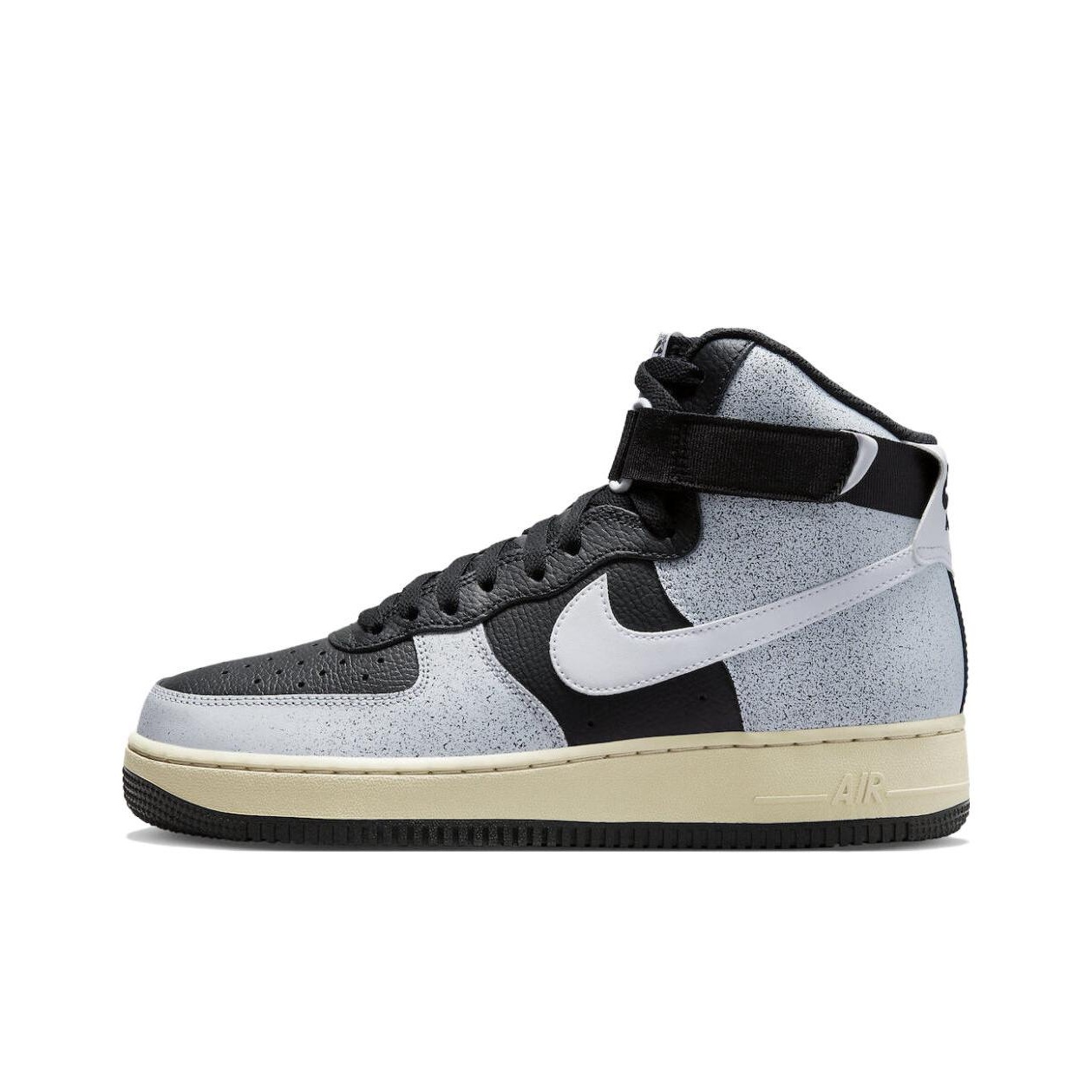 ナイキ エアフォース1「クラシックス」快適なハイカットスケー - Nike Shoes Air Force 1 のレビューと価格