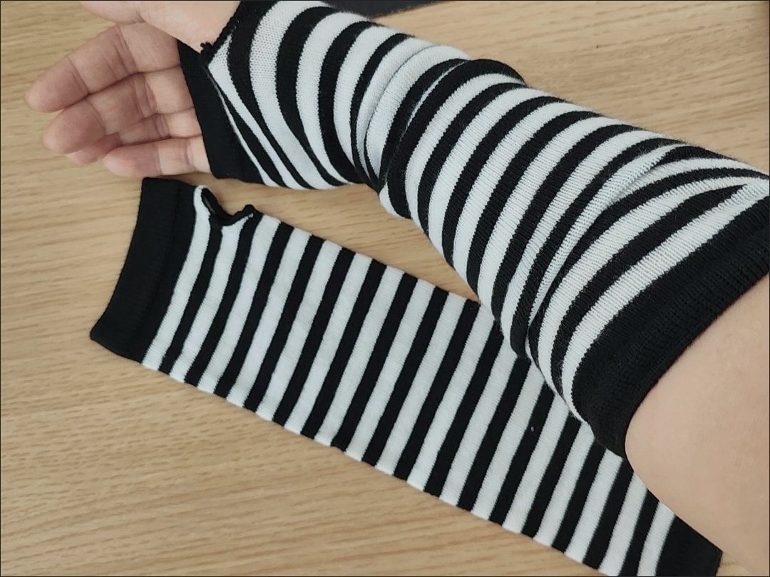2組の暖かいニット製ロングフィンガーレスグローブ、エルボーミ - Fingerless Glove Knit のレビューと価格